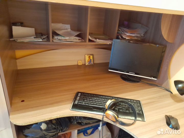 Стенка кровать, для подростка. Телевизор BQ