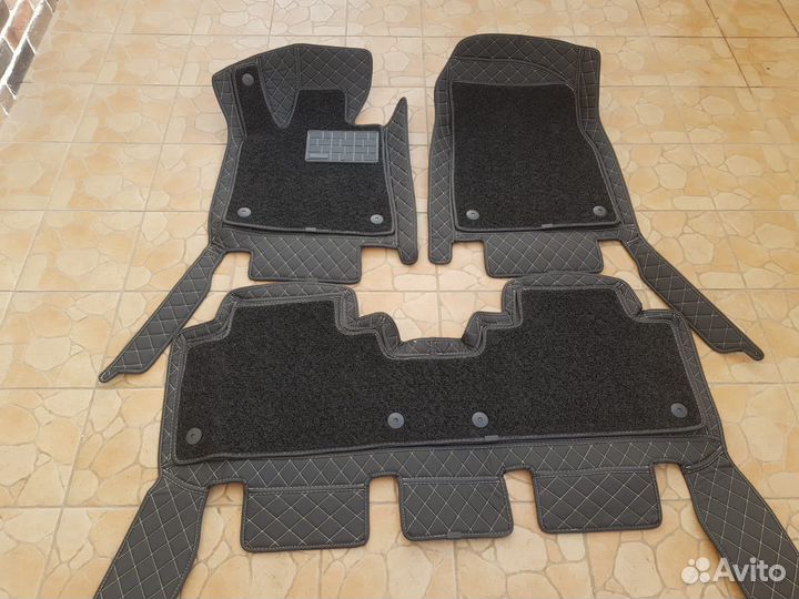 Автомобильные коврики 3D