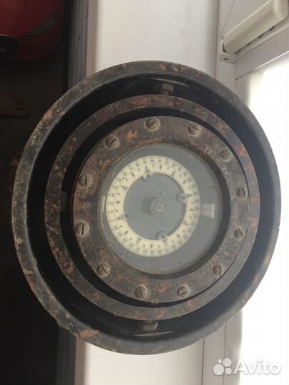 Компас шлюпочный гдр