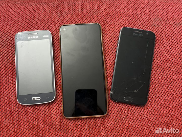 Телефон Samsung