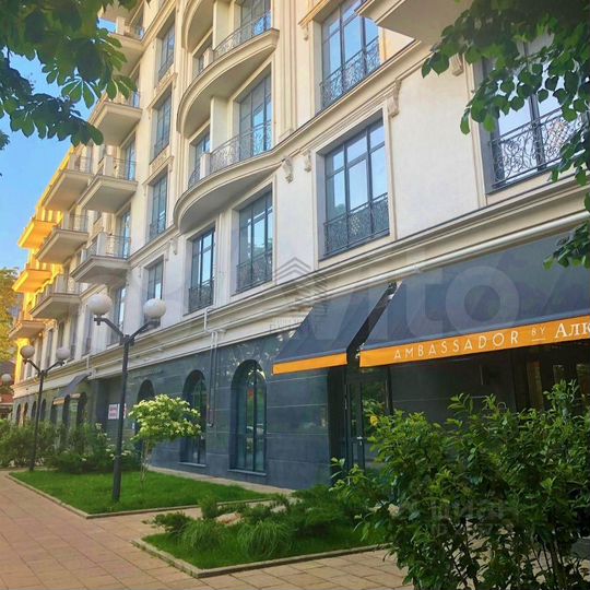 3-к. квартира, 148 м², 4/10 эт.