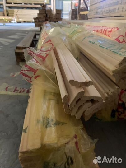 Плинтус Хвоя