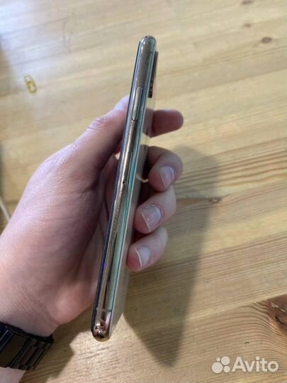 iPhone Xs, 64 ГБ
