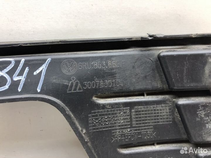 Решётка в бампер левая Volkswagen Polo Sedan 2011