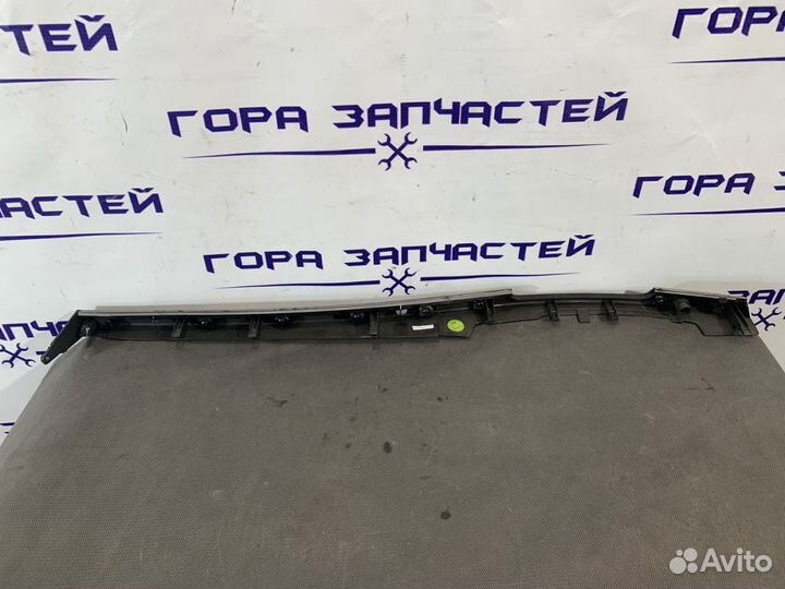 Накладка торпедо Kia Opirus 2010