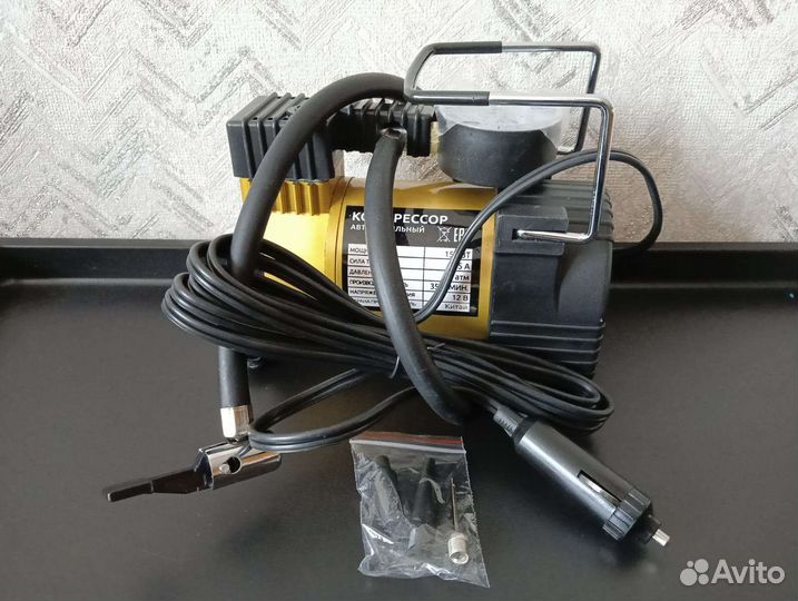 Компрессор автомобильный для шин