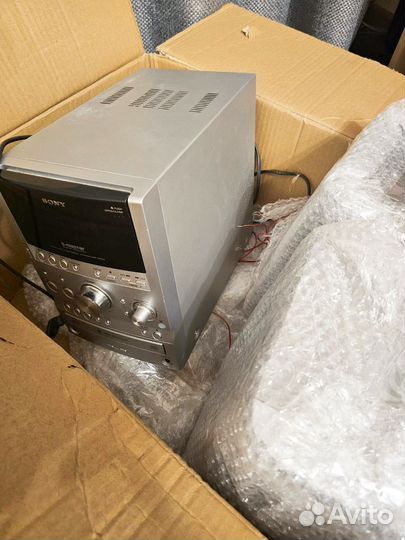 Музыкальный центр sony