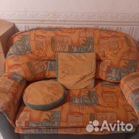 Вывоз старой мебели в Ленинградской области