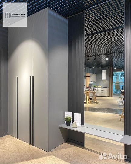 Шкаф распашной с фрезерованными фасадами