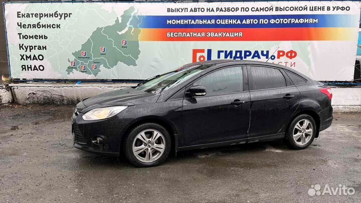 Опора двигателя правая Ford Focus 3 1811464