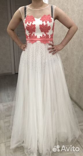 Вечернее платье