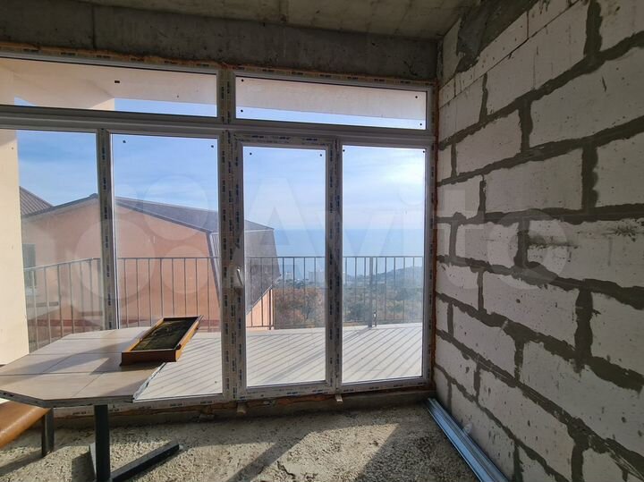 2-к. квартира, 64,4 м², 2/4 эт.