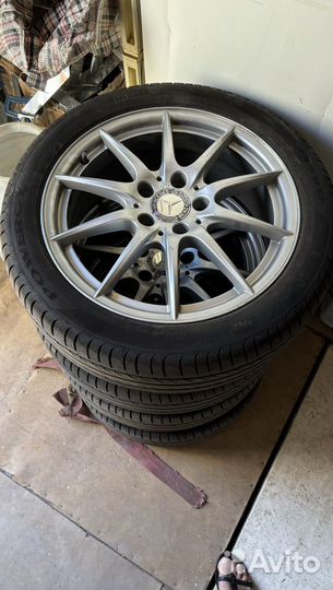 Литые диски r17 Mercedes с резиной Pirelli 225/45