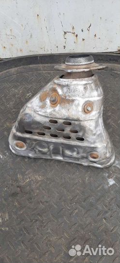 Выпускной коллектор Mitsubishi Outlander XL 2.0 4B