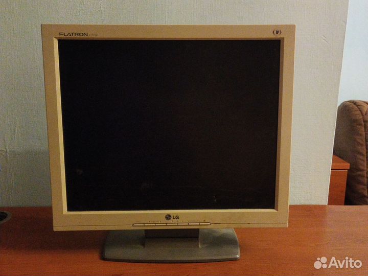 Монитор LG