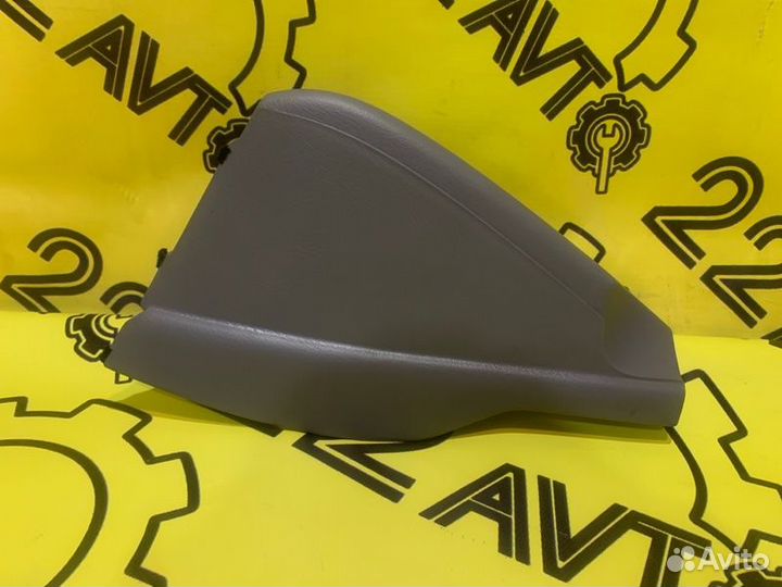 Накладка консоли передняя левая Honda Cr-V RD1