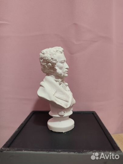 Бюст Пушкина 13 см светящийся