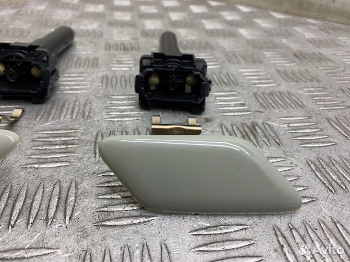 Форсунка омывателя фар Toyota Camry V70 2grfks