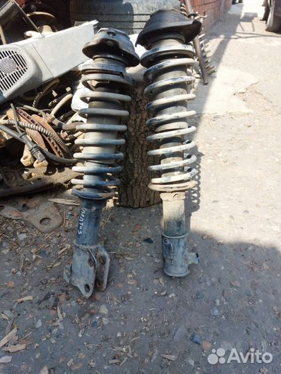 Передние стойки амортизаторов на daewoo matiz