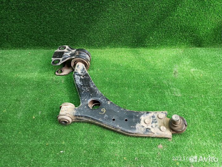 Рычаг передний левый Ford Focus 3 1.6 2013