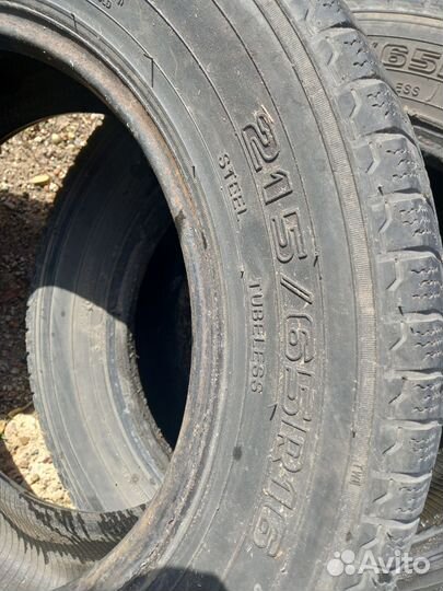 Шины 215 65 16 летние бу