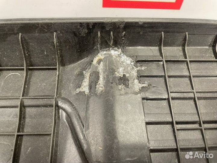 Декоративная накладка на мотор Kia Hyundai Cerato