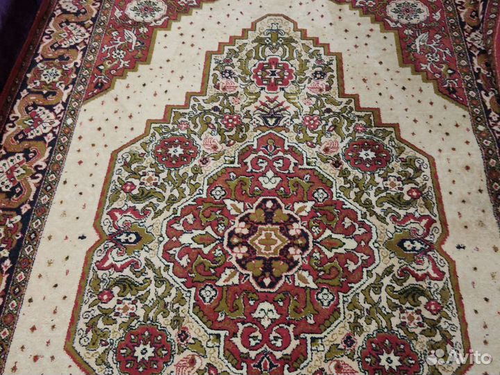 Ковер персидский