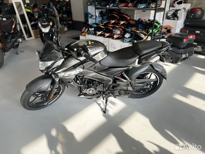 Мотоцикл Bajaj Pulsar 200NS bsiv птс