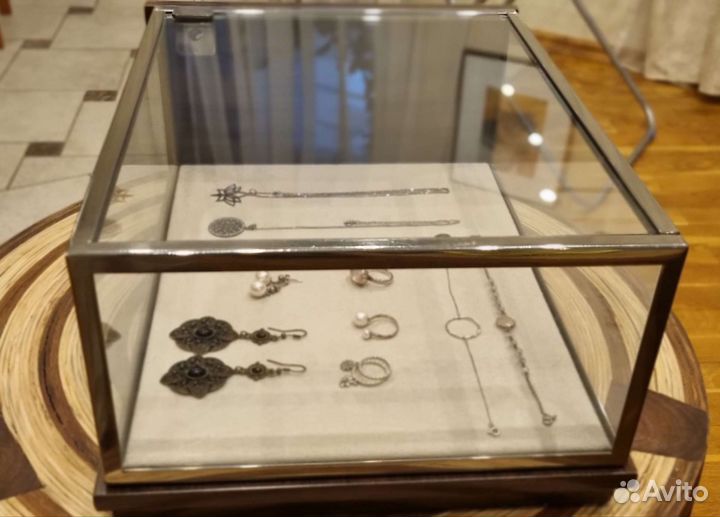 Коробка для хранения украшений