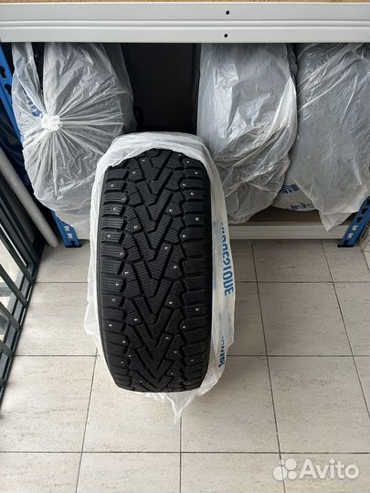 Pirelli Ice Zero 235/55 R19