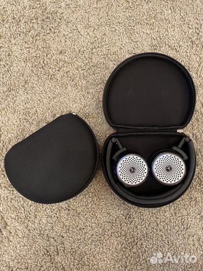 Наушники mercedes