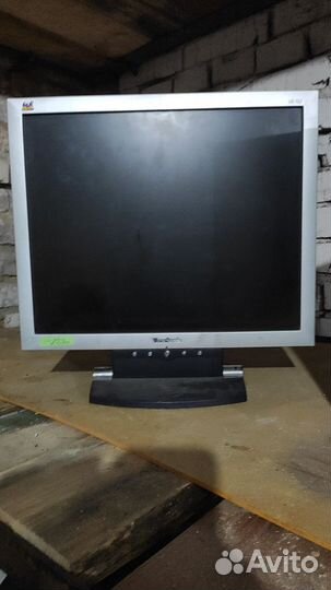 Монитор View Sonic VA702