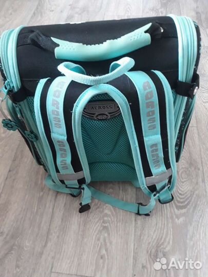 Школьный рюкзак для девочки