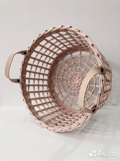 Корзина плетеная