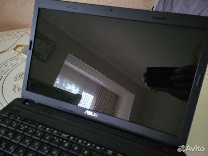 Ноутбук asus X54H