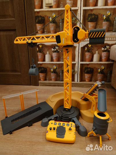 Строительная техника, Подъемный кран, бульдозер