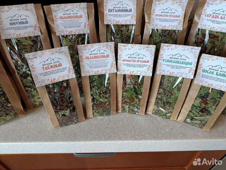 Алтайские травы, чаи, ягоды