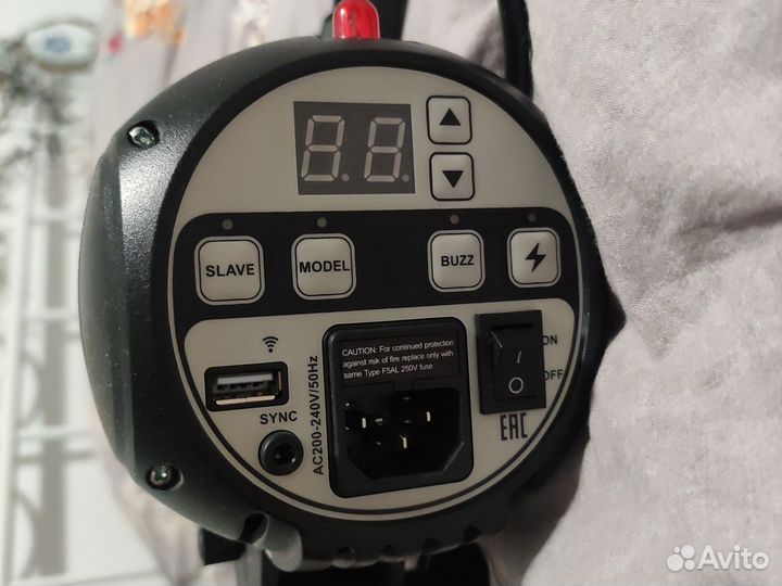 Моноблок Falcon Eyes Ultima 250 SS