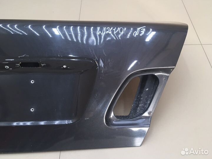 Крышка багажника Mercedes W210