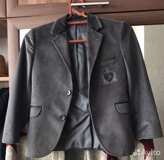 Школьный костюм