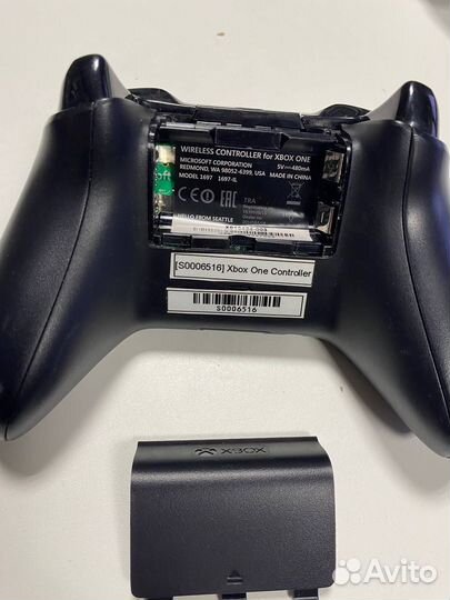 Геймпады Xbox One X черные