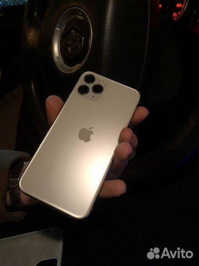iPhone 11 Pro, 64 ГБ