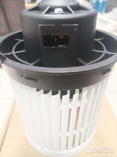 Моторчик печки nissan Juke 10