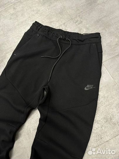 Спортивные штаны nike tech fleece