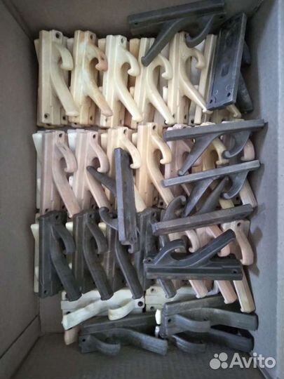 Крючки для одежды