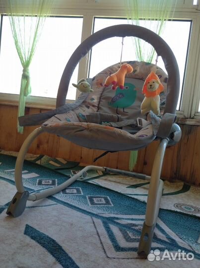 Шезлонг детский