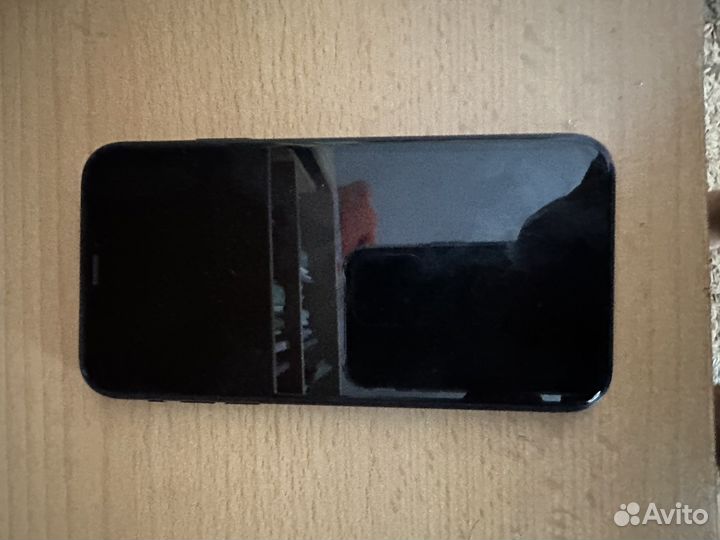 Телефон iPhone Xr