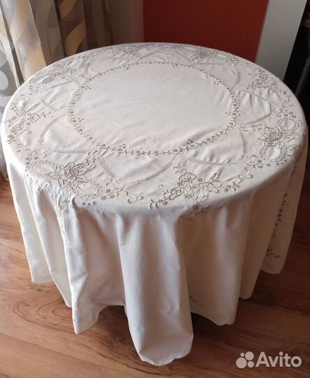 Скатерть круглый стол Германия