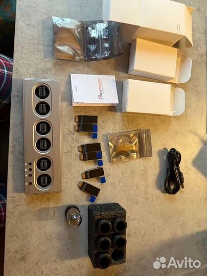 Настольные часы современные IPS новые