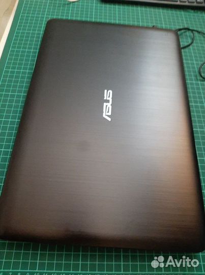 Ноутбук asus